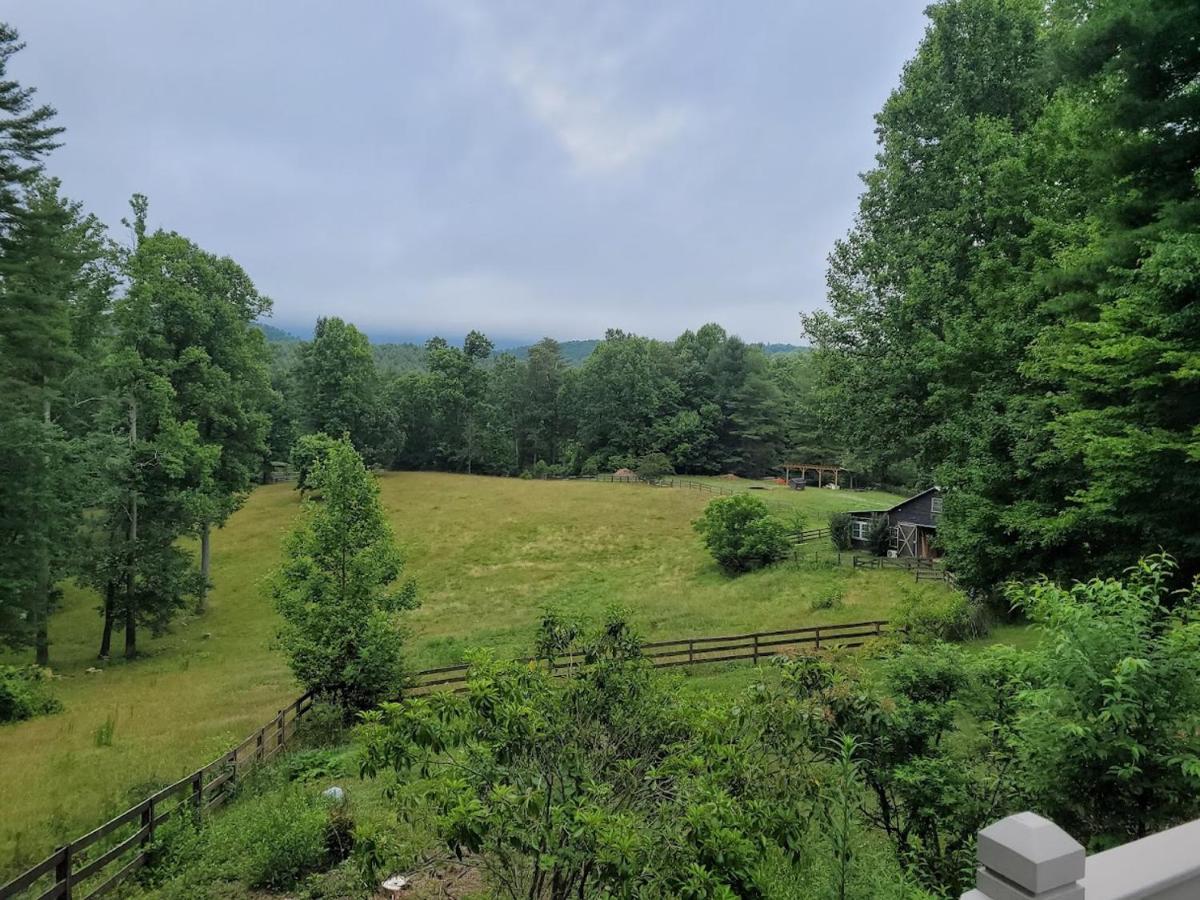 Rustic Hendersonville Farm Studio With Private Deck Экстерьер фото